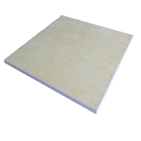 Tuiles de plafond acoustiques modernes en laine de verre carrée, ignifuges, en fibre de verre, ISO 9001:2008, isolation thermique avec boîte en carton