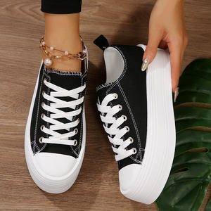 Sneakers Casual da Donna in Tela Nera per l'Autunno, Traspiranti con Plateau e Lacci, Comode - Product Image 1