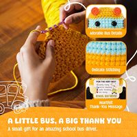 Figurine Amigurumi Chauffeur de Bus Scolaire au Crochet avec Carte de Message - Artisanat en Fil Doux Fait Main, Design Cartoon, Cadeau Attentionné pour