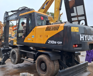 Excavatrice sur pneus d'occasion Hyundai 210-9 210-7 210W-9 210W-7 210w d'origine coréenne à vendre - Product Image 4