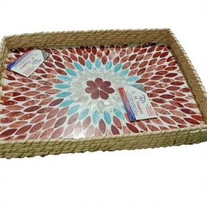 Juego de bandejas decorativas de ratán con incrustaciones de nácar artesanales de primera calidad para servir café, té y postres. - Product Image 1