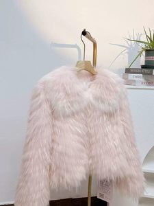 Chaqueta de Piel de Mapache Rosa Bebé de Lujo para <span class=keywords><strong>Mujer</strong></span>, Abrigo Corto de Piel de Mapache Genuina, Abrigo de Piel Natural Grueso y Cálido para Invierno, Venta al por Mayor - Product Image 3