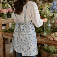 Tissu imprimé floral Daisy 100% coton, doux, durable, écologique, imprimé numérique personnalisé pour les tabliers, les robes, les textiles de maison