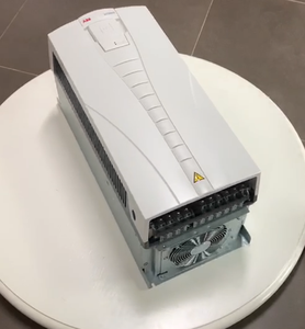 ABB ACS510-01-125A-4 55kW 125A 3 เฟส 380-480V VFD IP21 สำหรับระบบ HVAC ปั๊มน้ำ พัดลมระบายความร้อน หอทำความเย็น ไดรฟ์ปรับความถี่ - Product Image 3