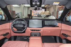 2026 Changan CS75 Plus High-<b>Level</b> Gasoline Vehicle 1.5T SUV 190 Km/h Turbo Golden Cars Big Space for Family Use - Product Image 6