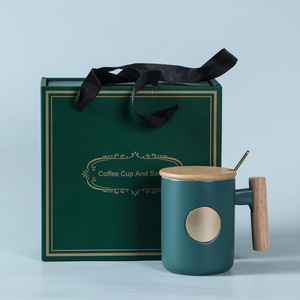 Ceramic Mug With Wooden Handle And Lid Three Piece Set Nordic Style Coffee Milk Cup With Spoon Solid Color Gift Packaging - Product Image 2