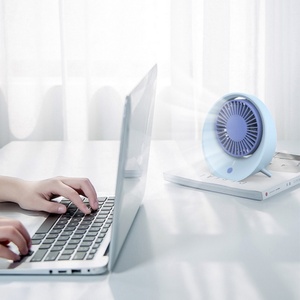 Ventilador de Escritorio Recargable Portátil Súper Silencioso con Ajuste de 360 Grados, Imprescindible para el Verano, con Ajuste de Velocidad del Viento para Uso en el Hogar y el Automóvil - Product Image 4