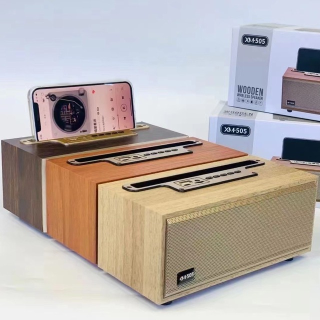 XM 505 Wholesale Wireless Home Outdoor Portable Speaker Golden Metal Long Endurance Retro Wood Grain Wireless Connection Speaker