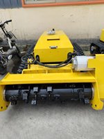 Machine de défrichage terrestre télécommandée sans pilote, machine de déchiquetage de bois pour zones dangereuses en pente