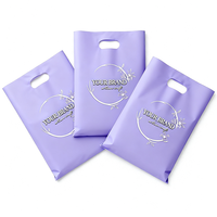 Sacs d'emballage en plastique HDPE découpés à la forme avec poignée et logo personnalisé pour vêtements - Sacs de courses durables avec boîte