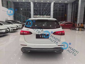 <span class=keywords><strong>Mercedes</strong></span> B180 2023, voiture compacte de luxe, dotée d'un système de sécurité avancé et d'un design moderne - Product Image 5
