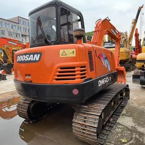 À vendre en stock : Excavatrice Doosan DX60E DH60BC d'occasion de Corée, excellente performance, modèles DH60-7 DX60E-9C DX55 6 tonnes - Product Image 2