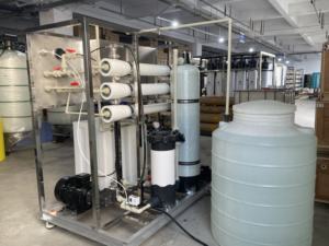 מערכת התפלת מי ים מותקנת על ספינות דיג לייצור מים מתוקים במצב חירום, קיבולת מותאמת אישית, שיעור דחיית מלחים גבוה - Product Image 3