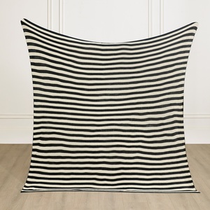 Plaid <span class=keywords><strong>de</strong></span> canapé en coton acrylique tricoté personnalisable Magic Green, motif rayé ondulé <span class=keywords><strong>noir</strong></span> et blanc, couverture <span class=keywords><strong>de</strong></span> lit pour l'hiver - Product Image 2