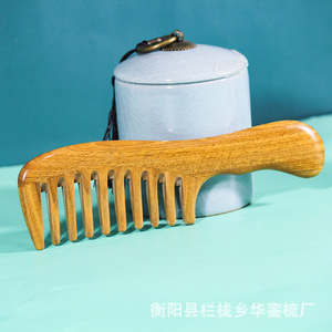 Hengyang County Lanlong Township Green Sandalwood <b>Wide</b> Tooth <b>Comb</b> Massage Meridian Handmade Hair Styling <b>Comb</b> - Product Image 3