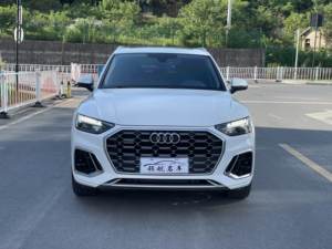 El <span class=keywords><strong>Precio</strong></span> de Exportación de Segunda Mano del <span class=keywords><strong>Audi</strong></span> Q5L 40T <span class=keywords><strong>2022</strong></span>, un SUV de Gasolina Profesional, Moderno y Dinámico, es Bajo - Product Image 3