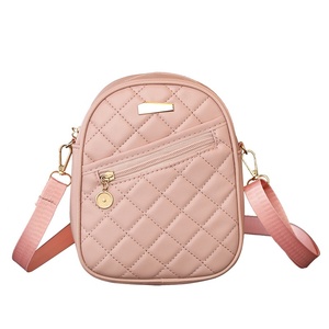 Fashionable Women's PU Leather Shoulder <b>Bag</b> Embroidered Chains Quilted Textured Design Crossbody Style-All Seasons <b>Accessory</b> - Product Image 5