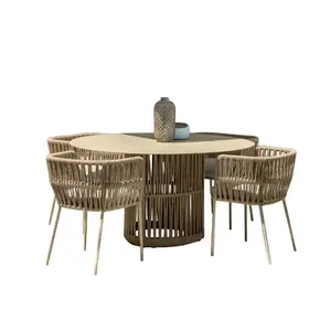 Luxus New Design Verkauf Stuhl neues Design Terrassen möbel Freizeit vier Sätze Tisch und Stuhl mit Rattan machen