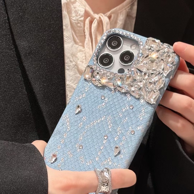 Factory OEM Luxurious High Quality Glitter Snakeskin Plating Phone Case for 15 14 13 16ProMax Bling Rhinestones Back Cover