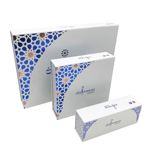 Custom <b>Square</b> Shaped Food Paper Packaging Storage Box for Kids' Holiday Candy for Cookies Chocolate Matt Lamination Embossing - Product Image 1