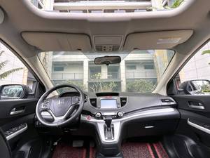 Honda <span class=keywords><strong>CRV</strong></span> 2.4L VTi Luxe 2012 - Voitures d'occasion, SUV urbain fiable, bien équipé et économe en carburant, excellente valeur familiale - Product Image 4