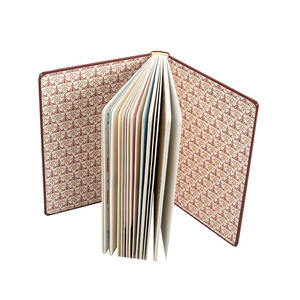 Cuaderno de Lujo Personalizado con Tapa Dura de Alta Calidad - Product Image 6