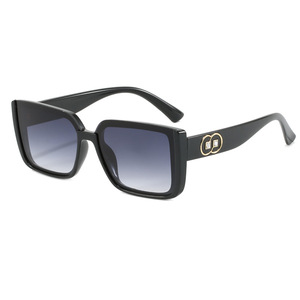 Fashion New Beautiful Ladies Outdoor Travel Beach Sunblock Dot Diamond Big <b>Frame</b> Color Sunglasses - Product Image 1