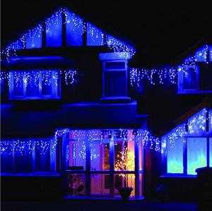 Guirlande lumineuse LED de Noël 220V, décorations de Noël en forme de glaçons pour les fêtes avec prise de courant intégrée - Product Image 2