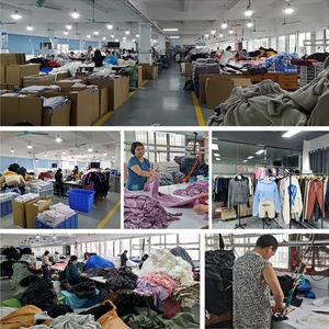 Sweat à capuche streetwear personnalisé avec logo, coupe oversize et courte, style vintage délavé à la pierre, en tissu épais et délavé à l'acide pour hommes - Product Image 5