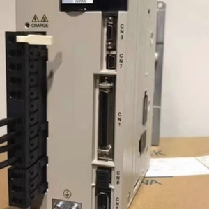 Contrôleur de moteur Yaskawa Sgdv 200ae1a, équipement d'automatisation industrielle - Product Image 2