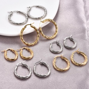 Pendientes de Aro Trenzados de Acero Inoxidable con Baño de Oro para Mujer, Clásicos, Gruesos, Grandes, Tipo Huggies, para Perforación de Oreja, Accesorios de Joyería para Boda - Product Image 3