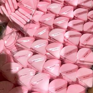 Houppette de maquillage rose triangulaire en velours pour cosmétiques, emballage personnalisé avec logo, étiquette privée, pour poudre libre et fond de teint - Product Image 2