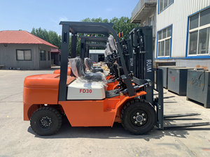 Chariot élévateur diesel 3 tonnes à transmission automatique, capacité de 3000 kg, bonne qualité, 4x4 tout-terrain, équipé de Shimadzu <span class=keywords><strong>japonais</strong></span> - Product Image 5