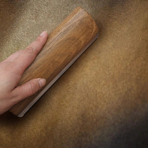 Groothandel Paarden Grooming Borstel Schrapers Houten Handvat Shedding Borstels Pijnloos Verwijderen Paardensport 20Cm Schoonmaak Gereedschap Benodigdheden - Product Image 2