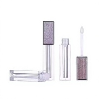Vente en gros de 3ml d'autocollant brillant vide en plastique contenant de brillant à lèvres emballage cosmétique tube de brillant à lèvres