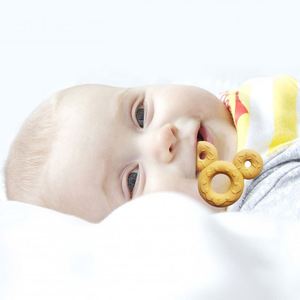 Mordedor de Silicona de Grado Alimenticio Orgánico, Libre de BPA, con Diseño Floral de Alta Calidad, Tipo Arco Grande, Unisex para Bebés - Product Image 1