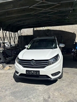 Prix bas Dongfeng Glory 580 nouvelles voitures essence 1.5T 5 portes 7 sièges SUV 2016-2018 ans