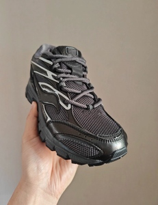 Дизайнерские кроссовки Saucony для мужчин и женщин, кожаные, черные, для бега, мужские кроссовки для активного отдыха - Product Image 4