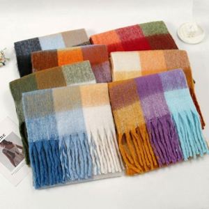 Écharpe longue en mohair rayée épaisse pour l'hiver avec pompons, châles et écharpes de luxe pour femmes - Product Image 6