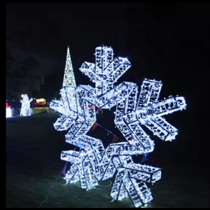 Décorations lumineuses de Noël pour extérieur, motif flocon de neige LED, pour la décoration des rues, des parcs, des centres commerciaux et des cours. - Product Image 2