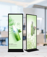 Kiosque tactile portable de 86 pouces avec CMS, animation, garantie 1 an, support au sol, SDK, pour intérieur, métro, aéroport, centre commercial