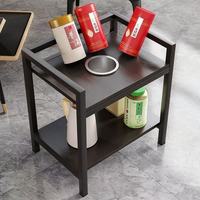 Table d'appoint mobile moderne multifonctionnelle avec étagère, table basse, porte-tasses, cendrier, plateau en verre et structure métallique pour salon et canapé