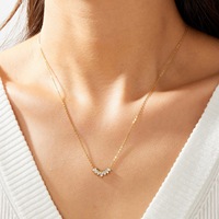 Collier élégant en acier inoxydable avec zircon marquise incurvé, plaqué or 18 carats, collier délicat pour femmes, bijoux de mariage