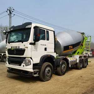 Camion à béton Sinotruck Howo 6x4 de 12 mètres cubes, 371 ch, camion mélangeur de béton - Product Image 3