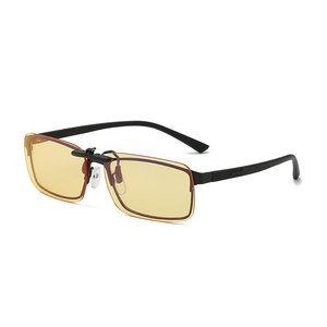 <span class=keywords><strong>Clip</strong></span> lente rossa 100% luce verde e luce blu che bloccano gli <span class=keywords><strong>occhiali</strong></span> ambra lenti Anti fatica aiutano <span class=keywords><strong>a</strong></span> dormire gli <span class=keywords><strong>occhiali</strong></span> - Product Image 4