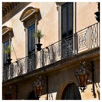 Rampe en fer forgé contemporaine Prima, balustrade métallique sur mesure pour projets d'escaliers résidentiels