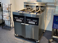 Friteuse électrique intelligente commerciale automatique pour la cuisine des restaurants de restauration rapide KFC 	   Friteuse à frites