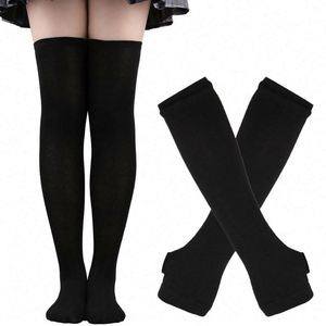 1 ensemble de chaussettes hautes au-dessus du genou pour femmes, chaussettes longues en Polyester rayées noires et blanches, bas tricotés chauds - Product Image 4