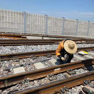 เครื่องขึ้นรูปหินยึดรางรถไฟอัตโนมัติ อุปกรณ์บำรุงรักษาหินยึดรางรถไฟ - Product Image 4