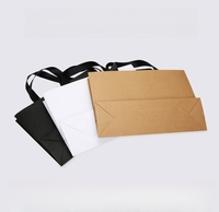 Mini sac en papier de luxe blanc noir avec logo imprimé personnalisé avec poignées en ruban Petit sac cadeau de porte de mariage fantaisie pour promotions